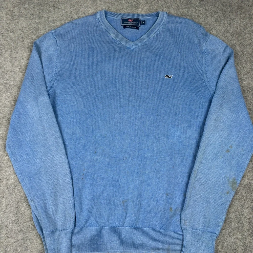 Vineyard Vines Sweater Mens Medium V-Neck Cashmere Blend Blue Whale Old Money